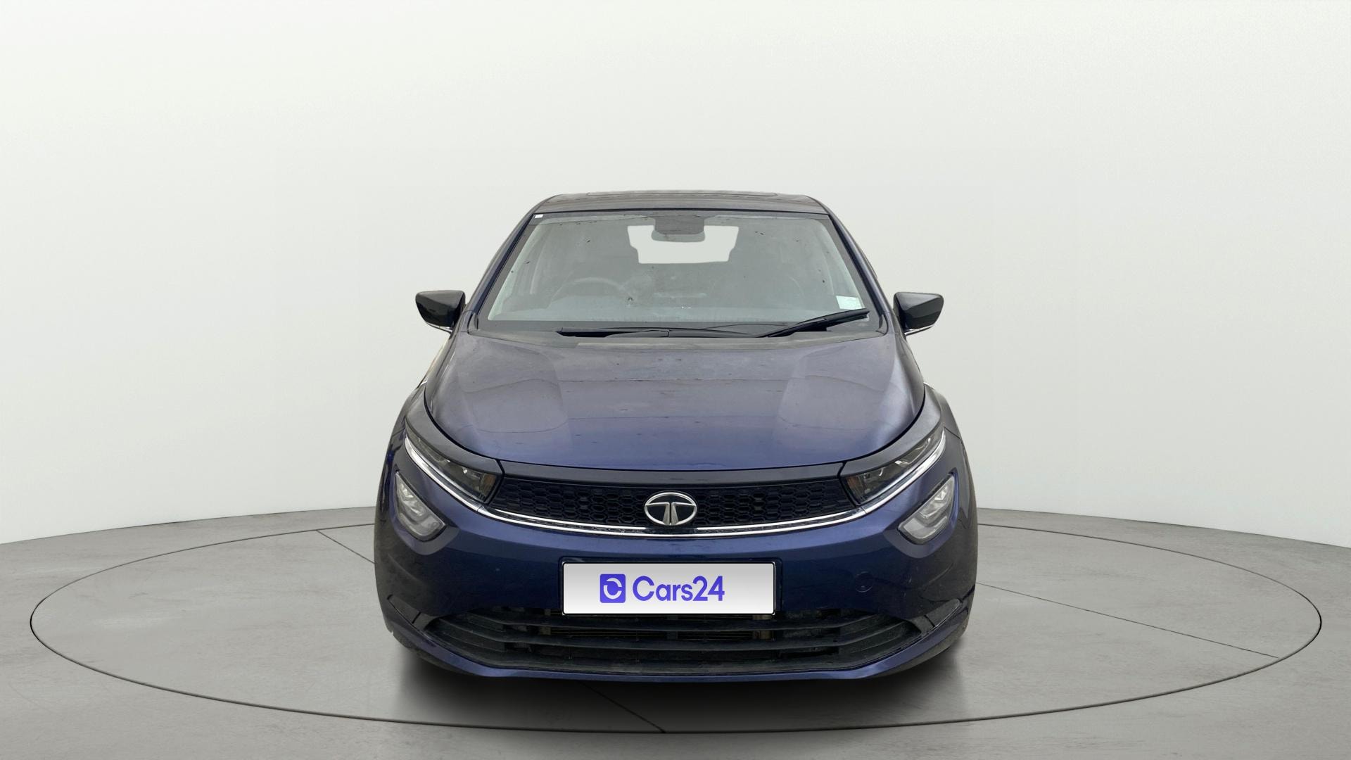 View 2023 Tata Altroz XZ Petrol Image 1 Used 2023 Tata Altroz XZ Petrol Image 1
