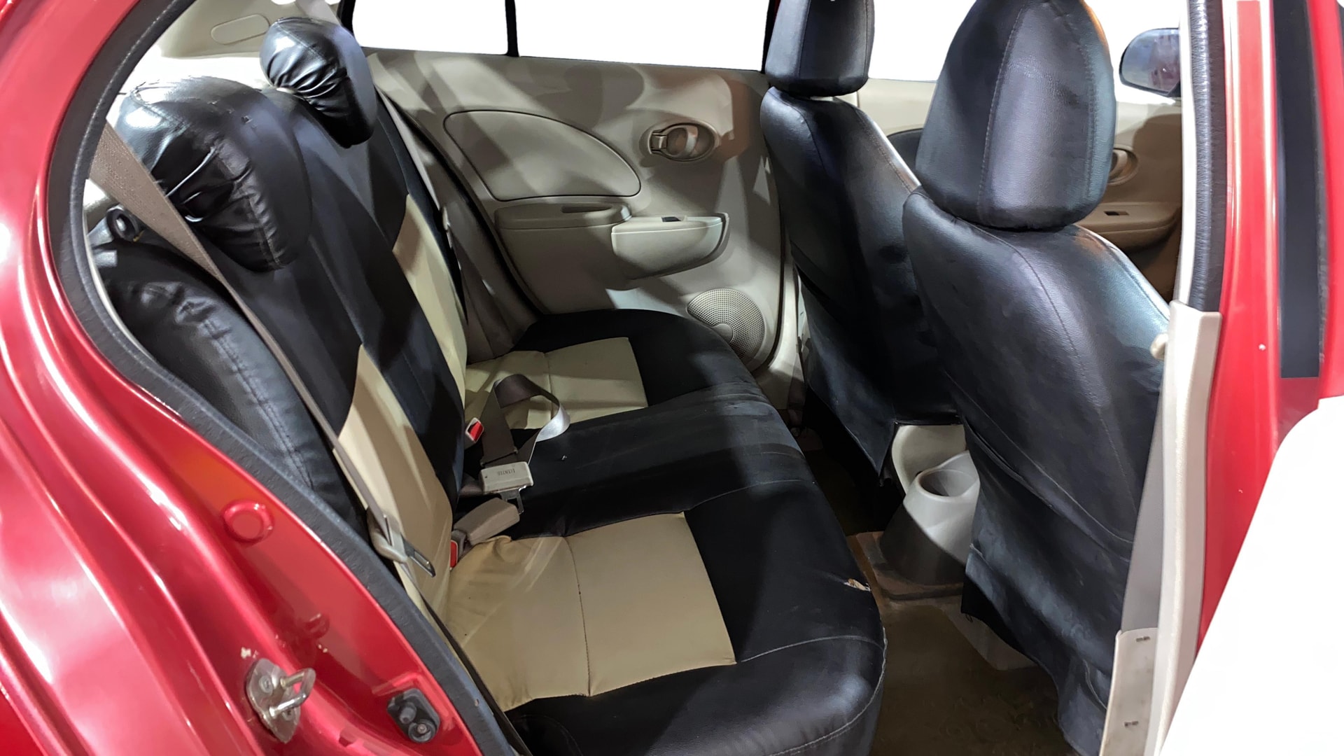 View 2016 Renault Pulse RxL Petrol Image 29 Used 2016 Renault Pulse RxL Petrol Image 29