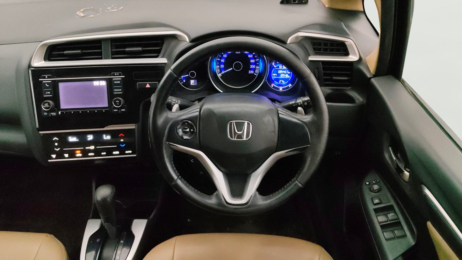 View 2017 Honda Jazz E MT Diesel Image 20 Used 2017 Honda Jazz E MT Diesel Image 20