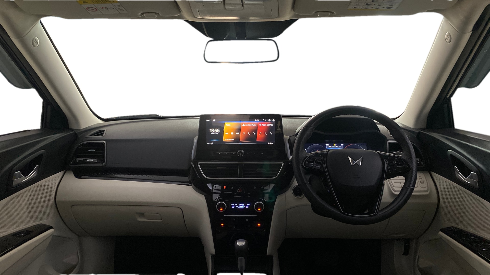 View 2024 Mahindra XUV 3XO AX5 1.5 Turbo Diesel Autoshift Plus Image 30 Used 2024 Mahindra XUV 3XO AX5 1.5 Turbo Diesel Autoshift Plus Image 30