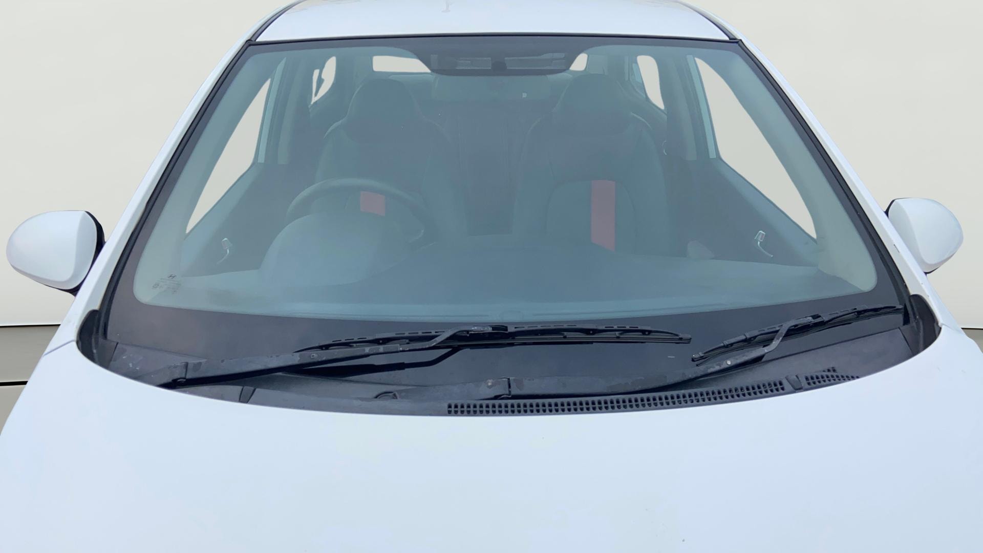 View 2016 Hyundai Xcent SX Diesel Image 30 Used 2016 Hyundai Xcent SX Diesel Image 30