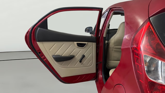 View Hyundai EON Image 22 Used Hyundai EON Image 22