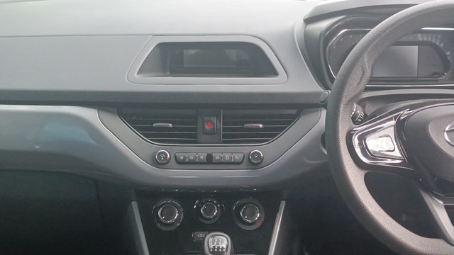 View Tata Nexon Image 17 Used Tata Nexon Image 17
