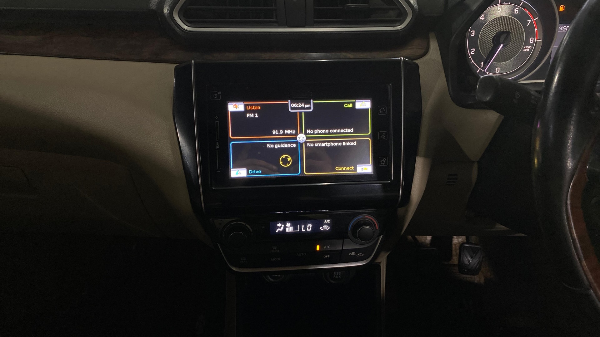 View 2018 Maruti Suzuki 1000 Base Variant Image 17 Used 2018 Maruti Suzuki 1000 Base Variant Image 17