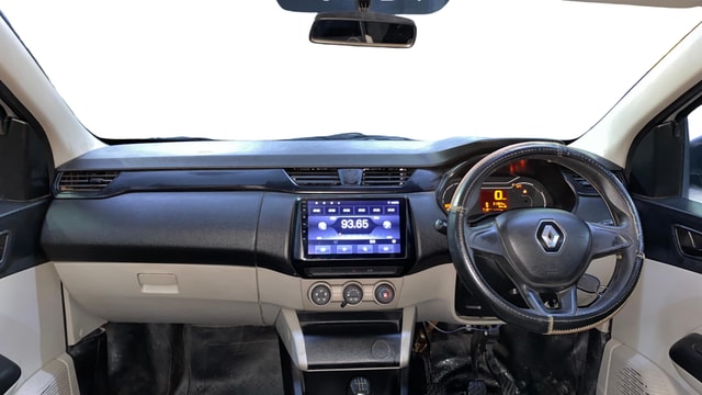 View Renault Triber Image 16 Used Renault Triber Image 16