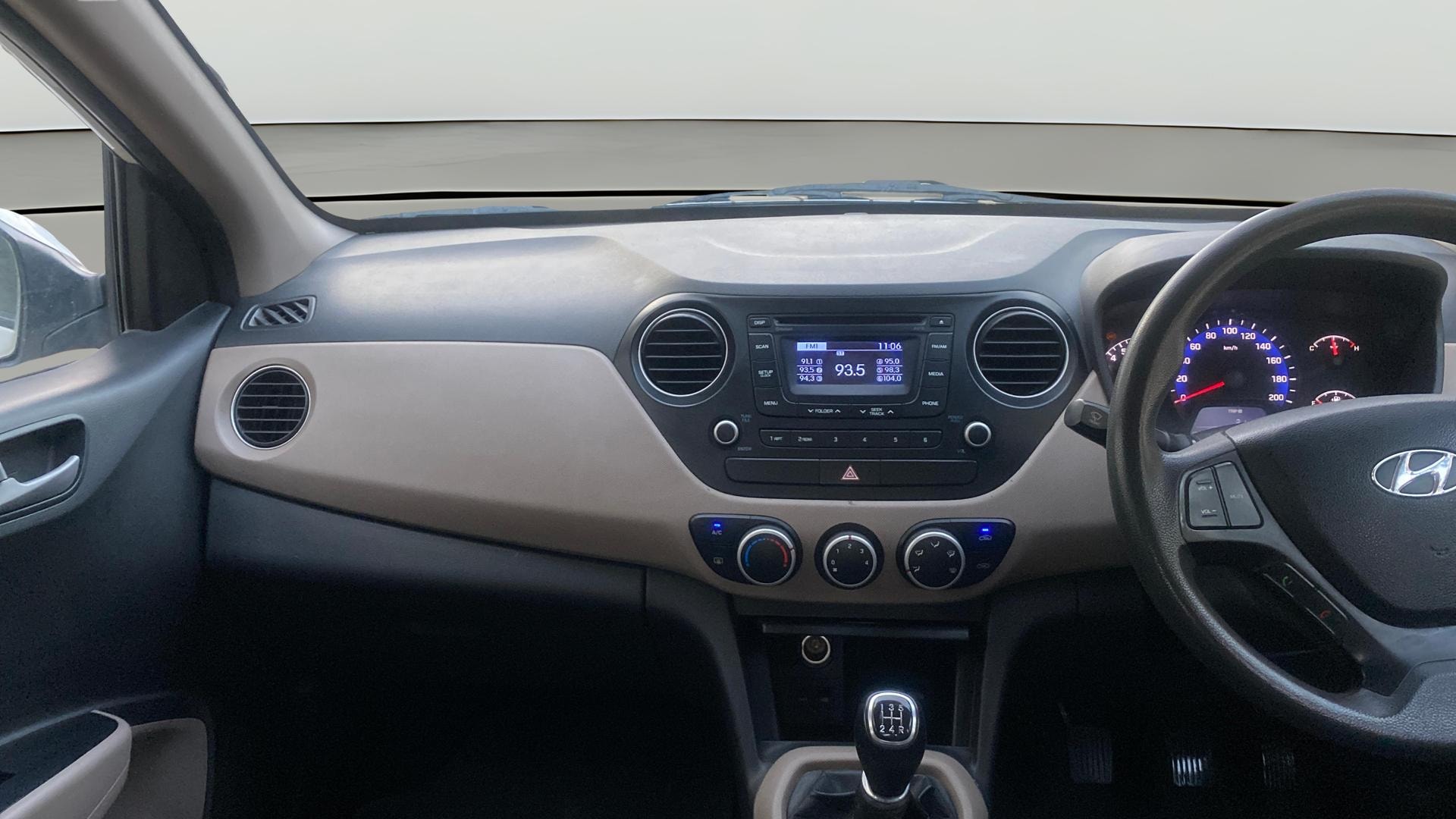 View 2014 Hyundai Xcent E Petrol Image 18 Used 2014 Hyundai Xcent E Petrol Image 18