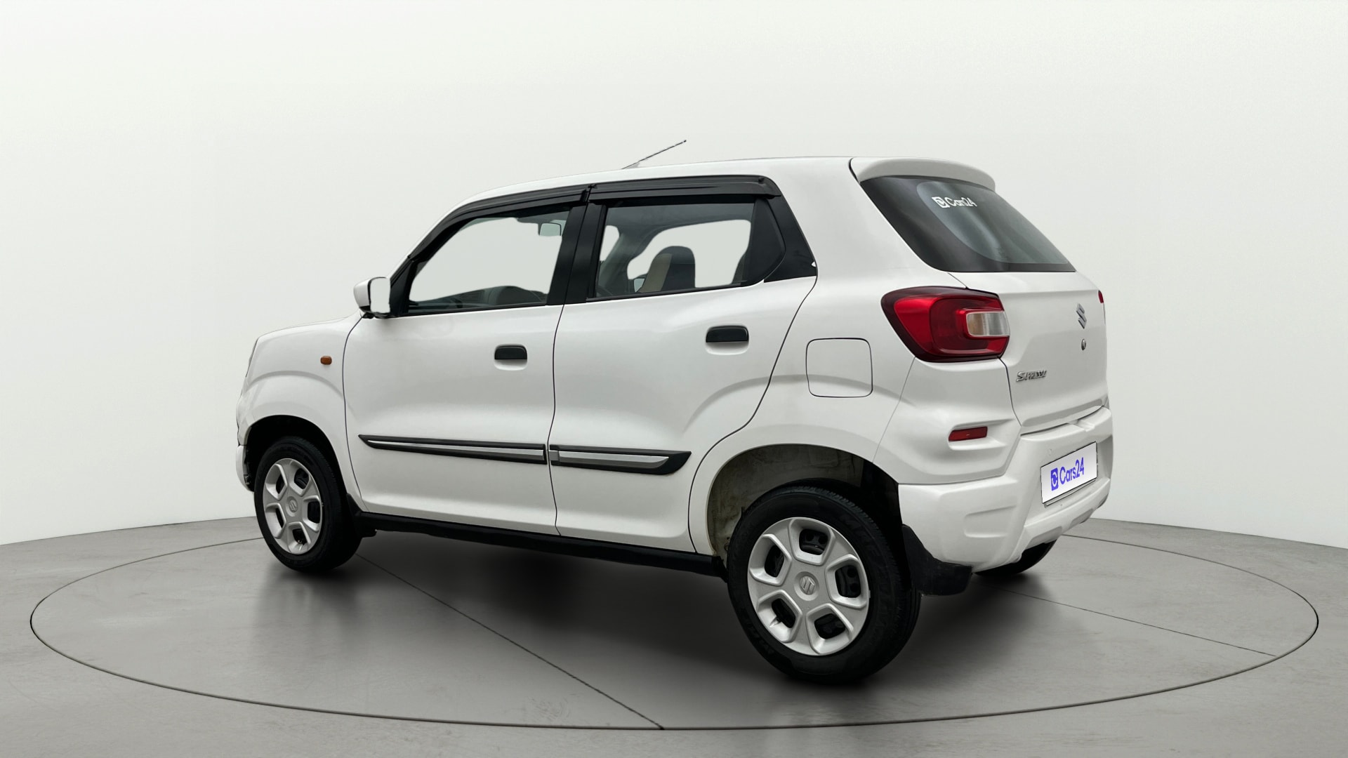 View 2023 Maruti Suzuki 1000 Base Variant Image 2 Used 2023 Maruti Suzuki 1000 Base Variant Image 2