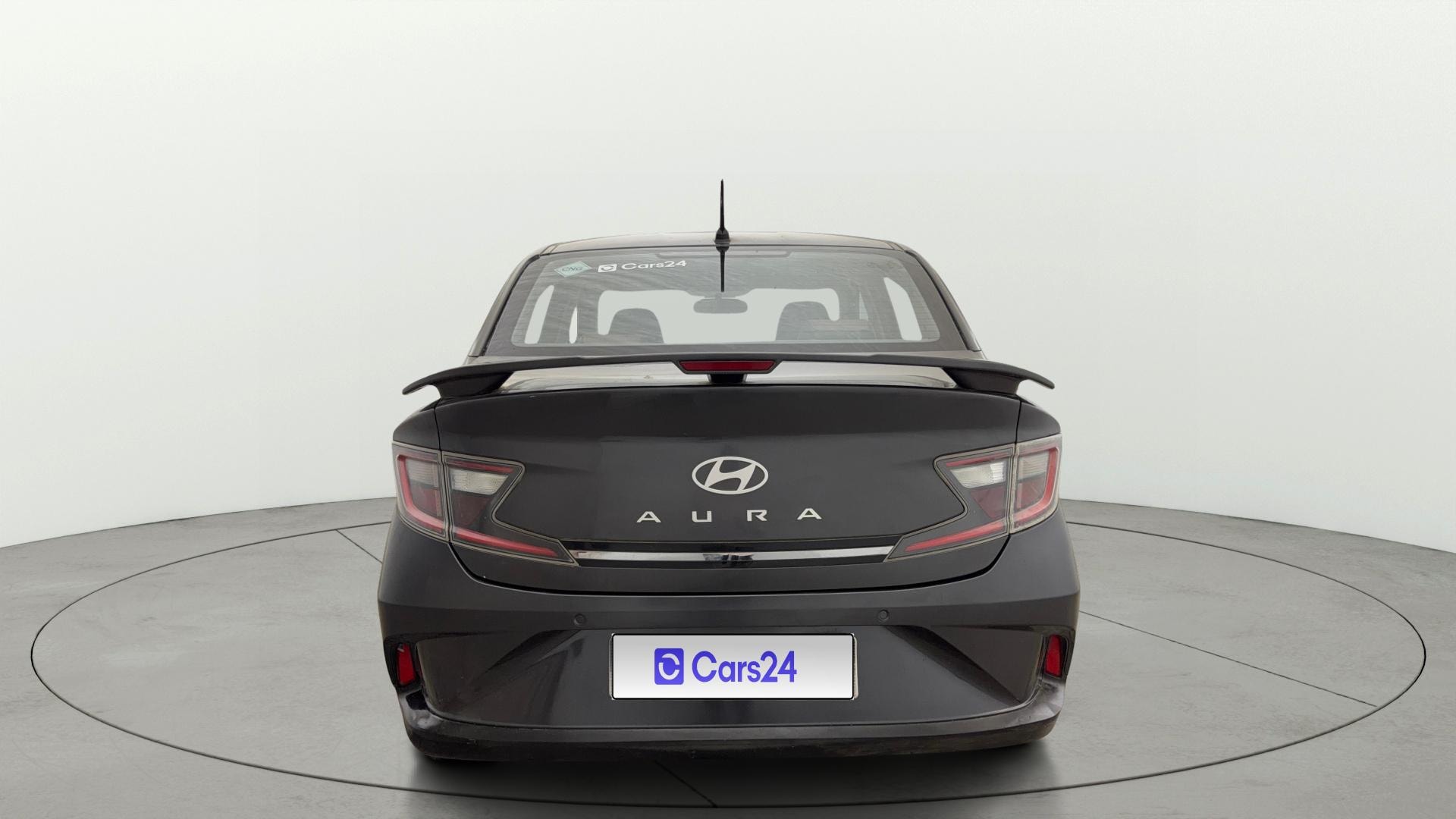 View 2023 Hyundai Aura SX MT CNG Image 38 Used 2023 Hyundai Aura SX MT CNG Image 38