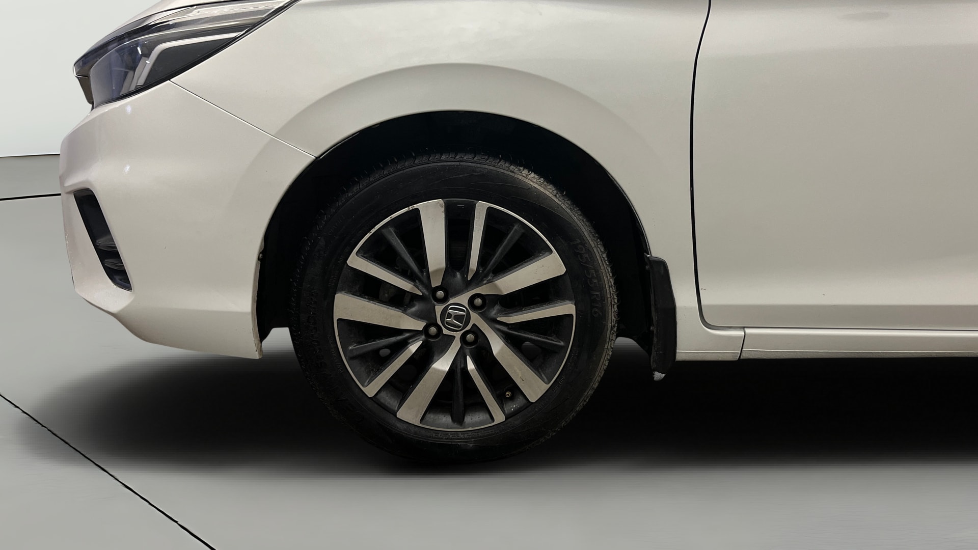 View 2021 Honda City ZX MT Diesel Anniversary Edition Image 30 Used 2021 Honda City ZX MT Diesel Anniversary Edition Image 30