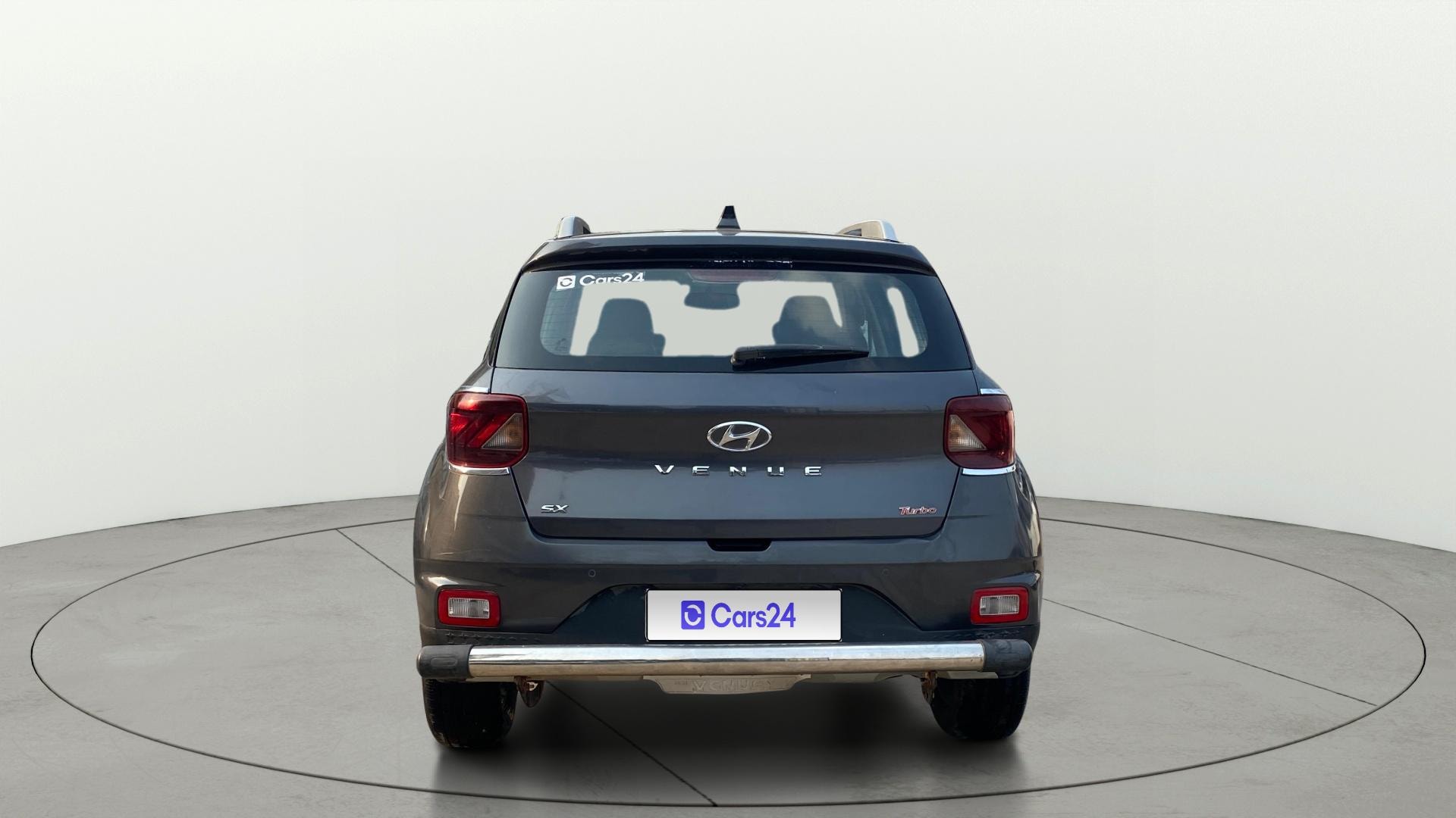 View 2021 Hyundai Venue SX (O) 1.0 iMT Petrol Image 42 Used 2021 Hyundai Venue SX (O) 1.0 iMT Petrol Image 42