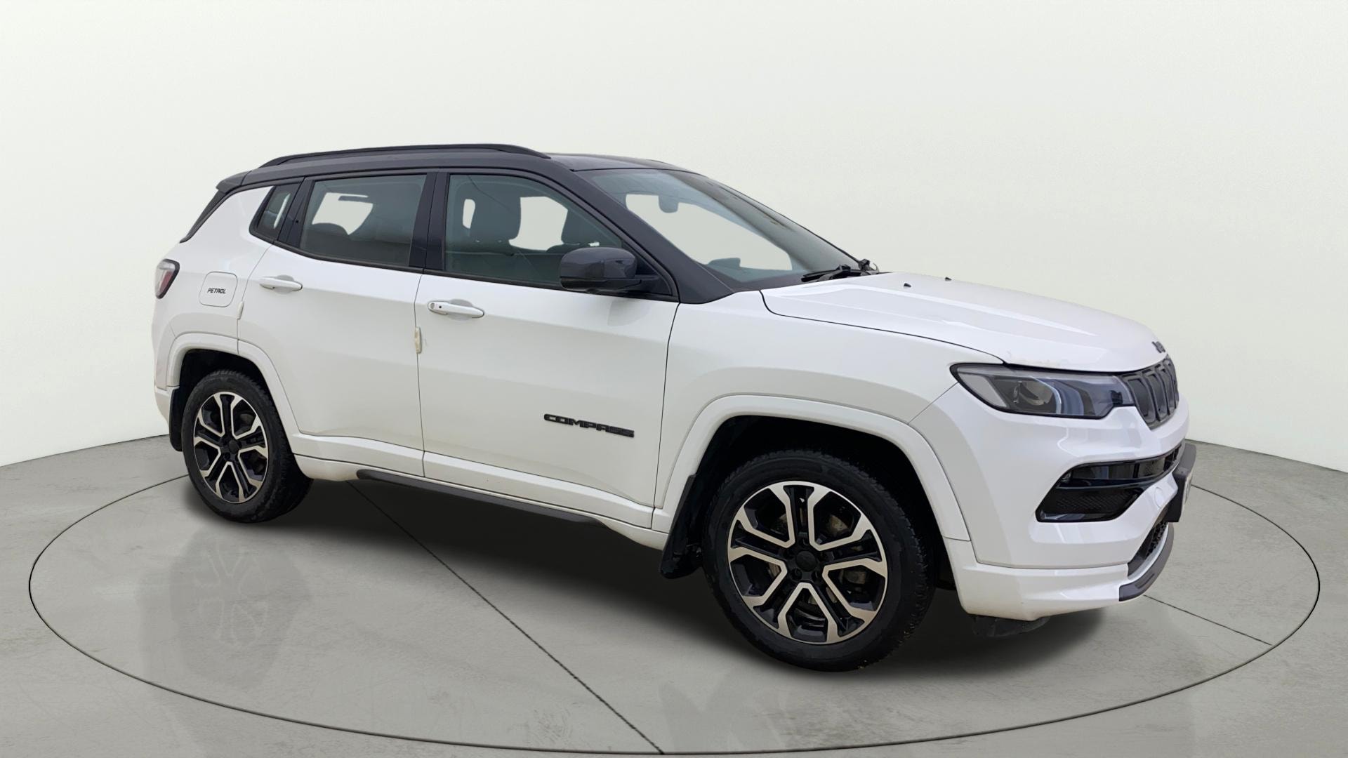 View 2022 Jeep Compass S (O) 1.4 Petrol DDCT Image 23 Used 2022 Jeep Compass S (O) 1.4 Petrol DDCT Image 23