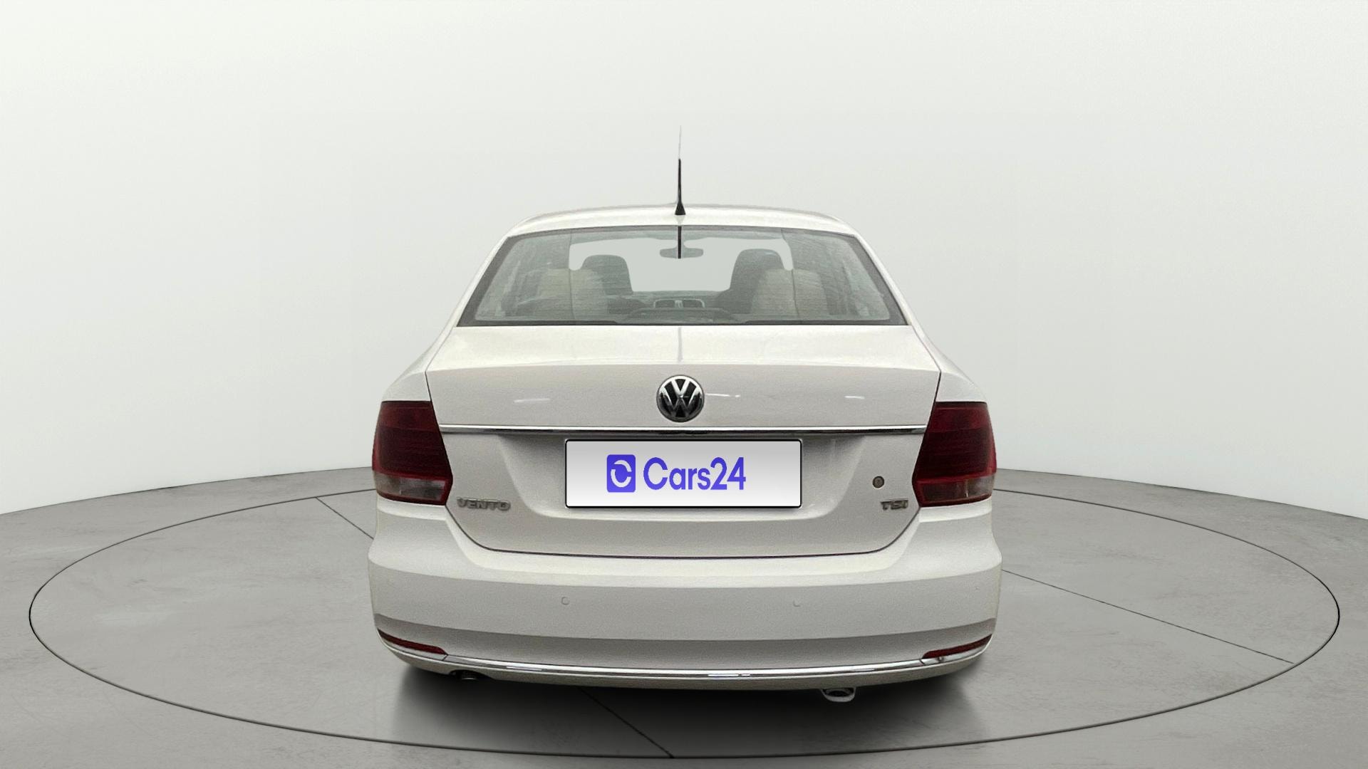 View 2016 Volkswagen Vento DSG Image 40 Used 2016 Volkswagen Vento DSG Image 40