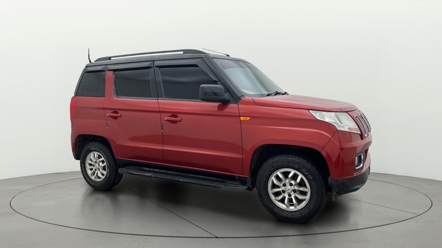 View Mahindra TUV300 Image 21 Used Mahindra TUV300 Image 21