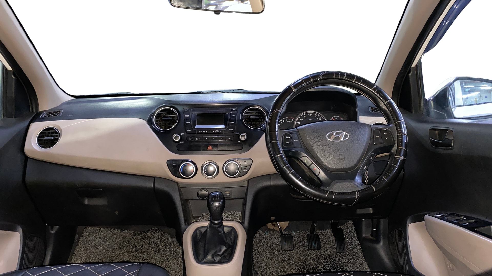 View 2019 Hyundai Grand i10 Magna 1.2 Kappa VTVT Image 15 Used 2019 Hyundai Grand i10 Magna 1.2 Kappa VTVT Image 15
