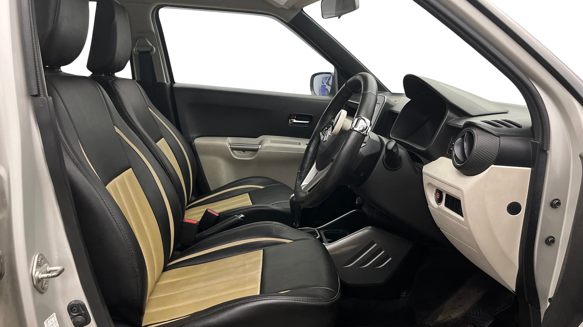 View 2022 Maruti Suzuki 1000 Base Variant Image 17 Used 2022 Maruti Suzuki 1000 Base Variant Image 17