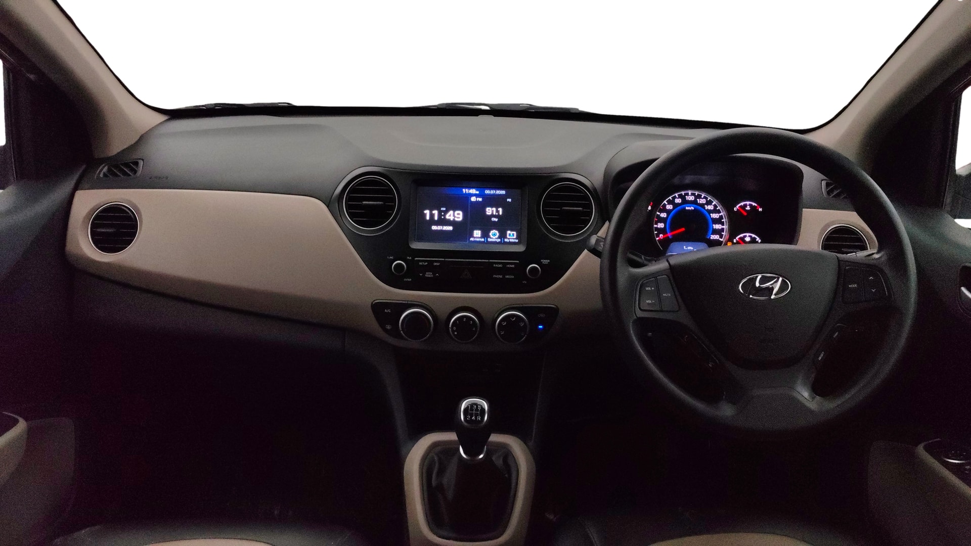 View 2018 Hyundai Grand i10 1.2 Sportz(O) Petrol Image 15 Used 2018 Hyundai Grand i10 1.2 Sportz(O) Petrol Image 15