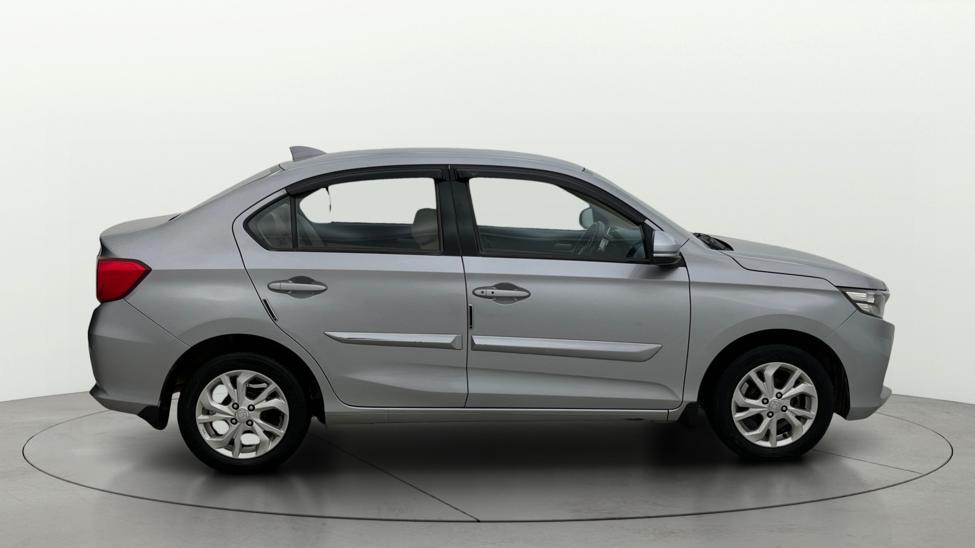 View 2019 Honda Amaze E MT Petrol BS IV Image 9 Used 2019 Honda Amaze E MT Petrol BS IV Image 9