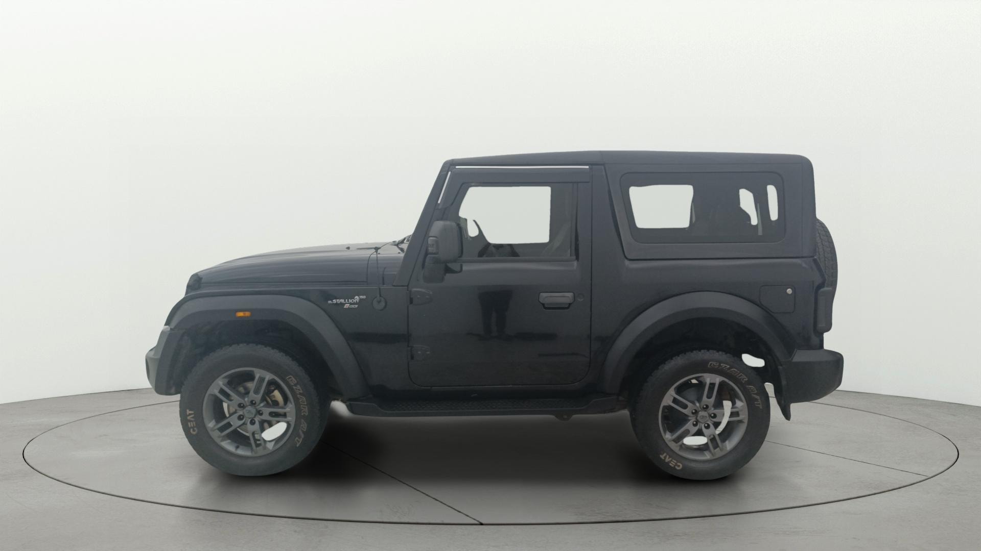 View 2021 Mahindra Thar AX Standard Manual Soft Top 6 Seater Image 6 Used 2021 Mahindra Thar AX Standard Manual Soft Top 6 Seater Image 6
