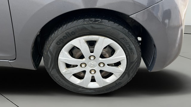 View Hyundai EON Image 39 Used Hyundai EON Image 39