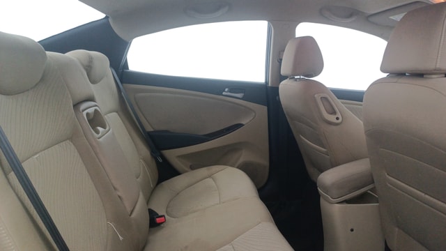 View Hyundai Verna Image 29 Used Hyundai Verna Image 29