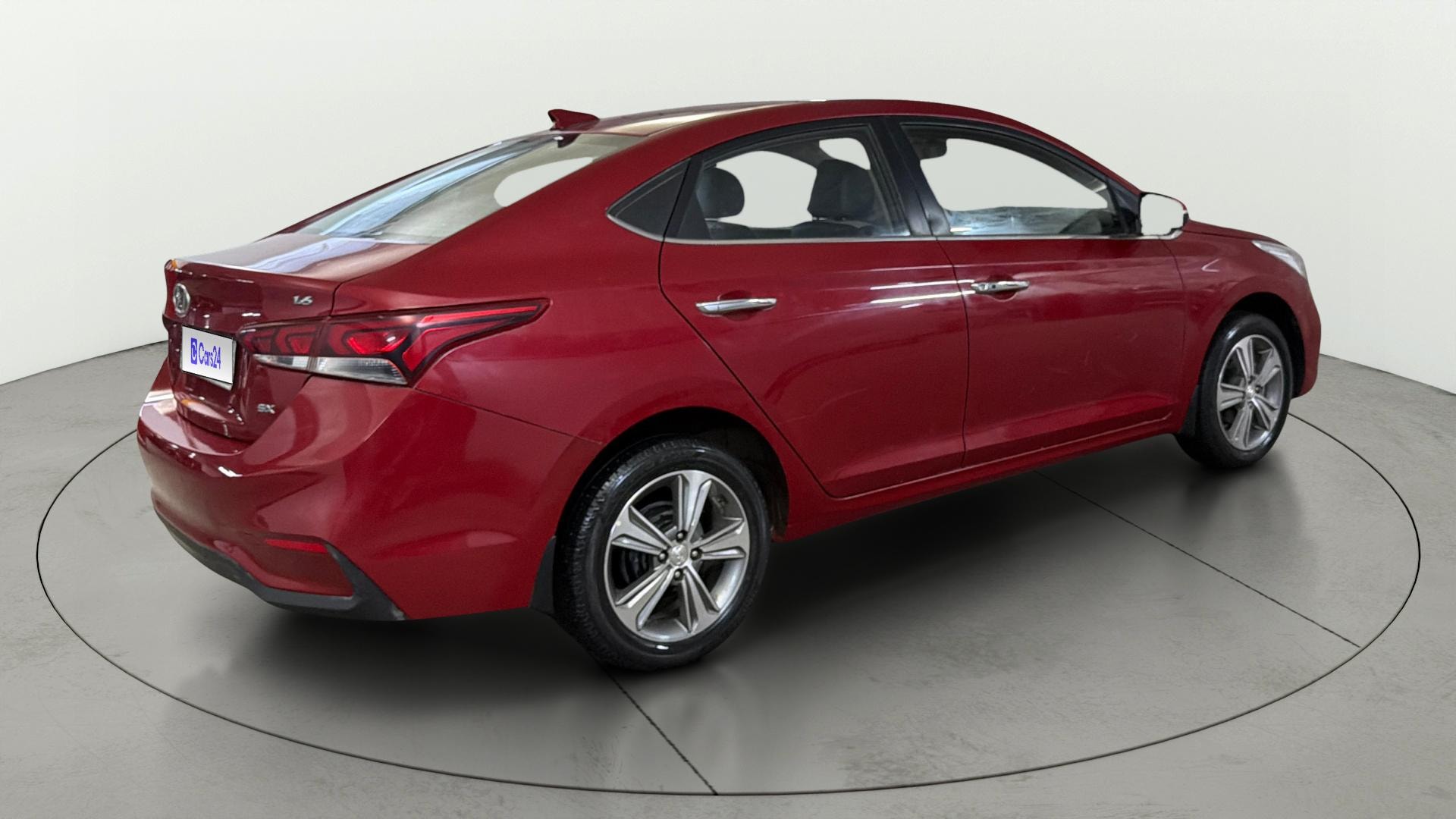 View 2018 Hyundai Verna 1.6 VTVT SX (O) AT Image 45 Used 2018 Hyundai Verna 1.6 VTVT SX (O) AT Image 45