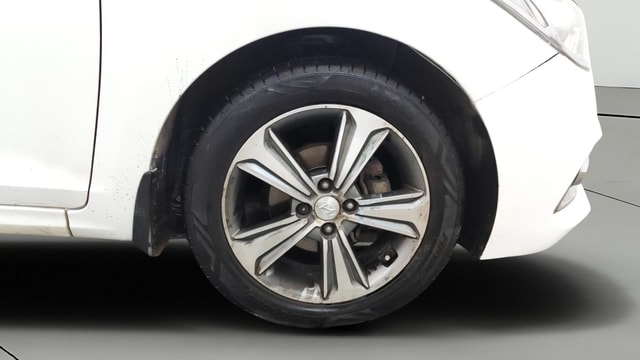 View Hyundai Verna Image 39 Used Hyundai Verna Image 39