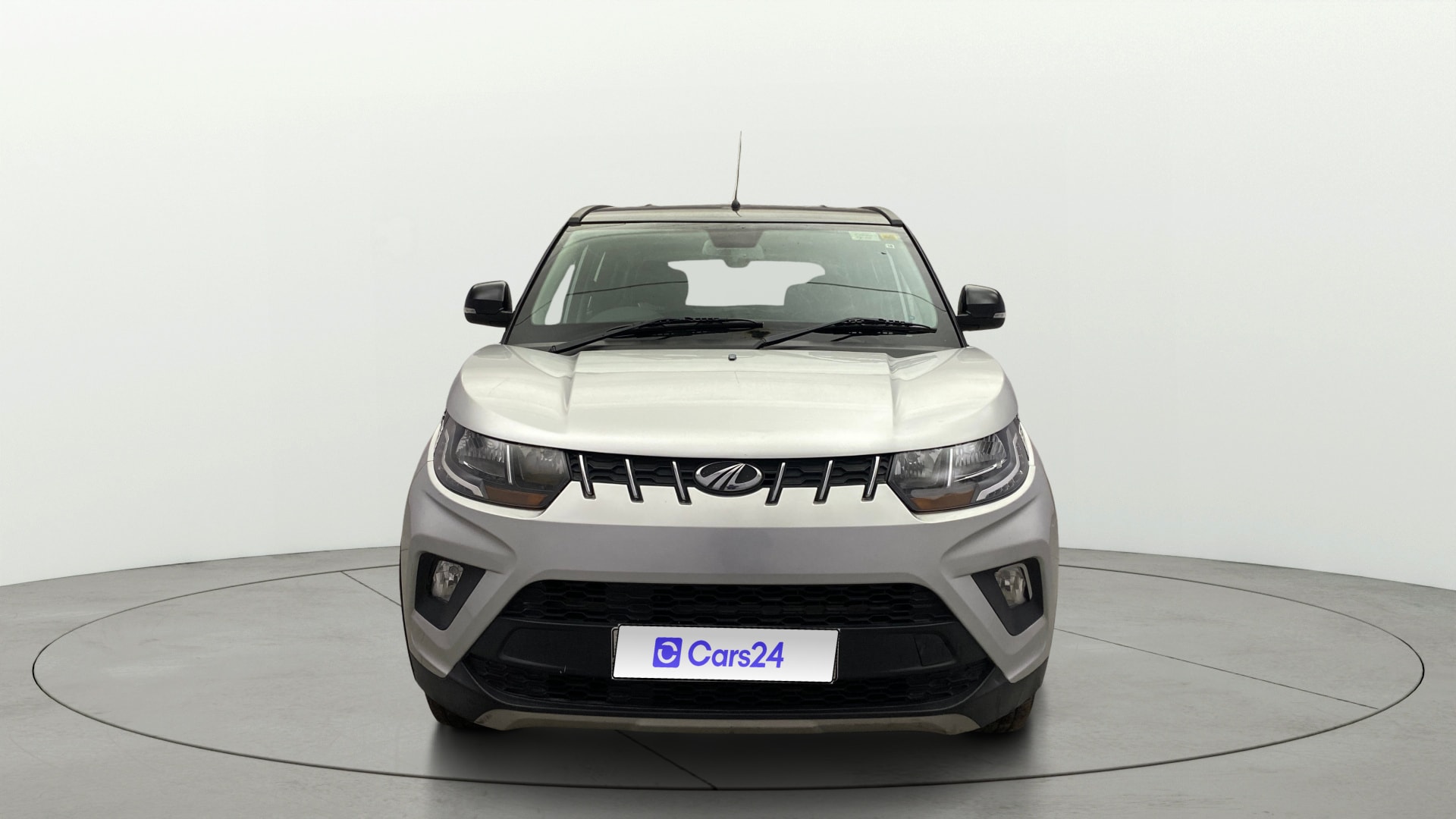 Used 2020 Mahindra KUV100 Used 2020 Mahindra KUV100