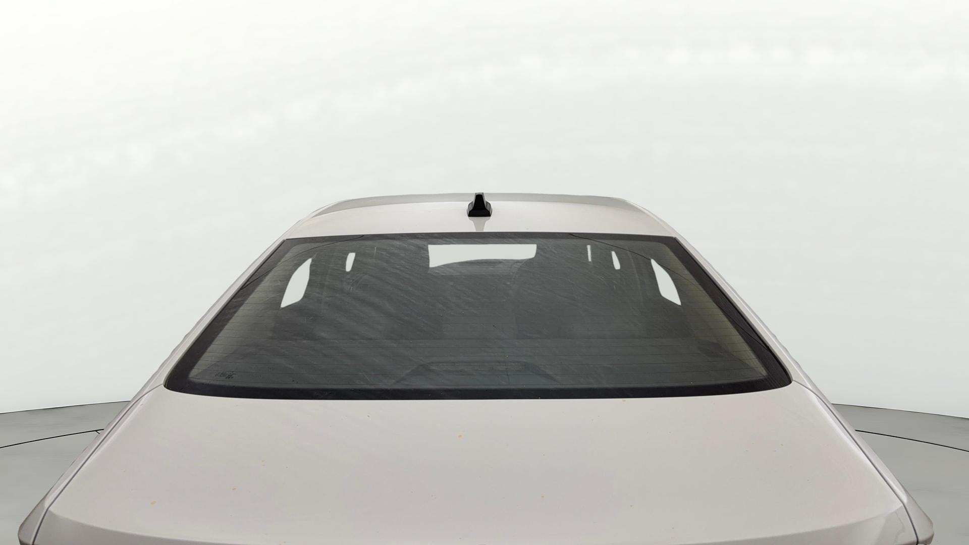 View 2022 Skoda Slavia Style 1.0 TSI AT Image 5 Used 2022 Skoda Slavia Style 1.0 TSI AT Image 5