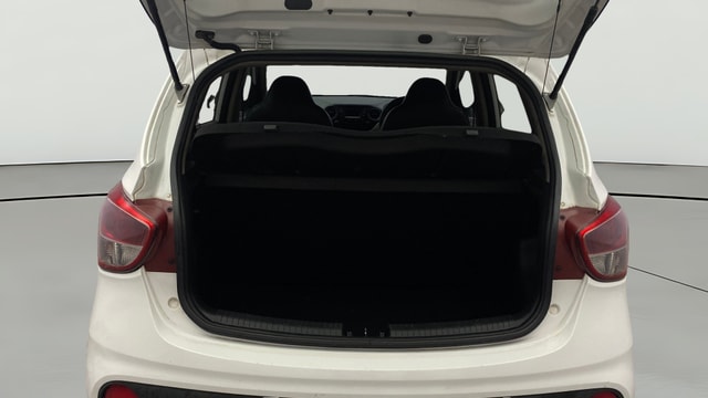 View Hyundai Grand i10 Image 36 Used Hyundai Grand i10 Image 36