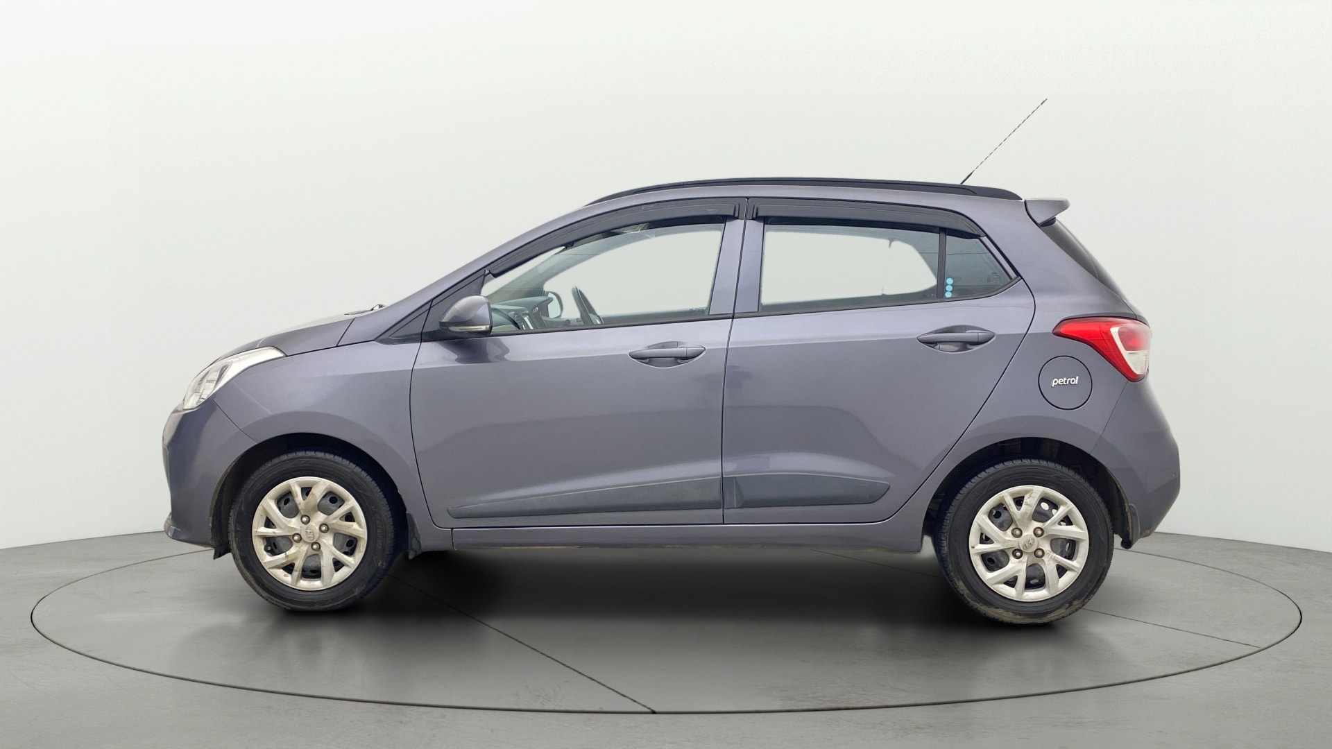 View 2019 Hyundai Grand i10 Sportz 1.2 Kappa Image 5 Used 2019 Hyundai Grand i10 Sportz 1.2 Kappa Image 5