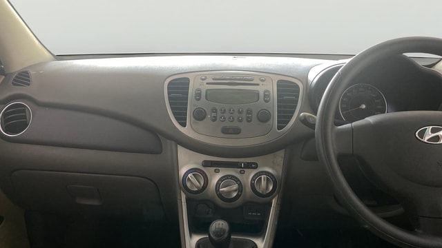 View Hyundai i10 Image 17 Used Hyundai i10 Image 17