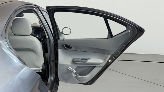 View Tata Tigor Image 7 Used Tata Tigor Image 7