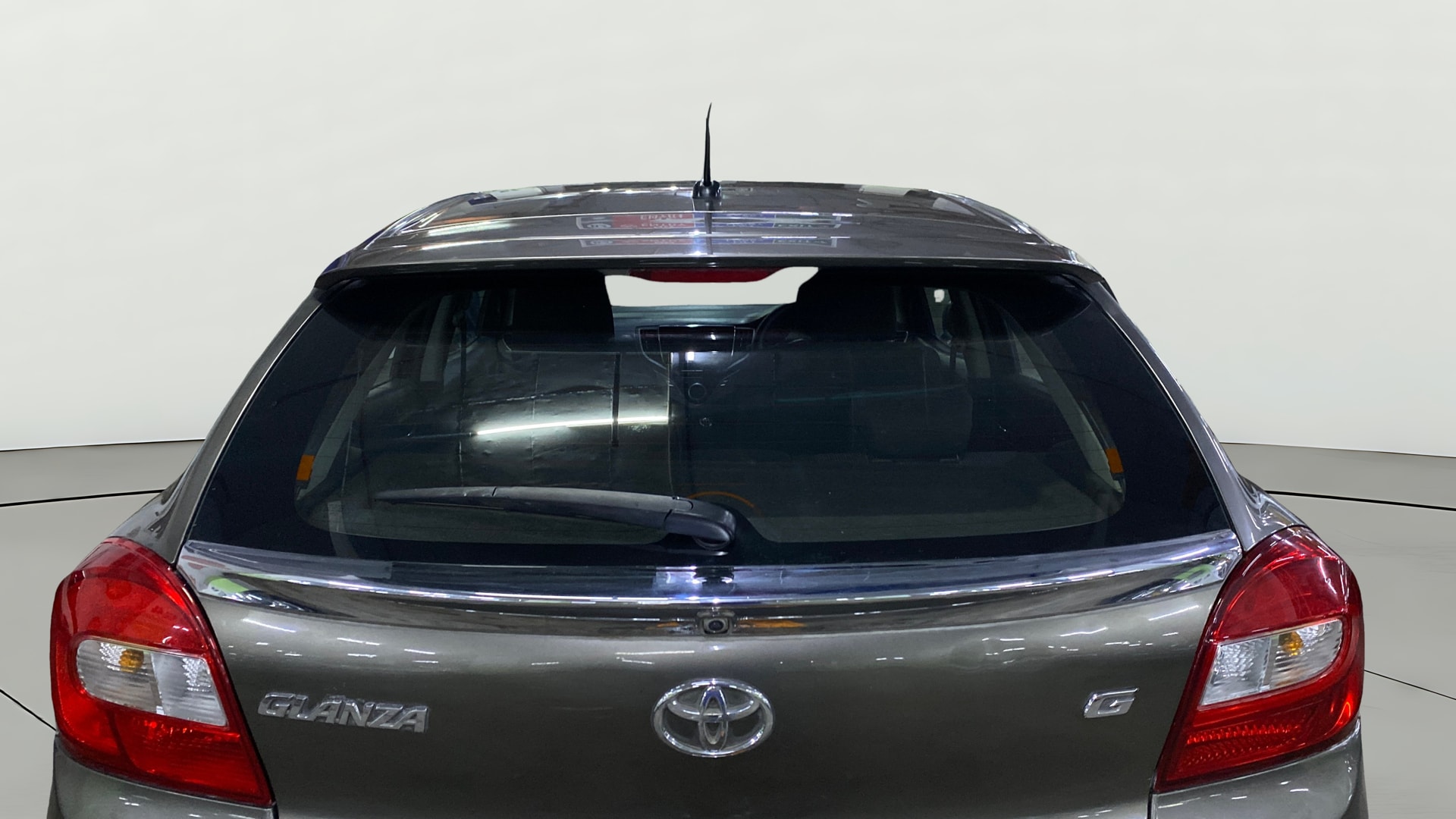 View 2020 Toyota Glanza G MT Image 3 Used 2020 Toyota Glanza G MT Image 3