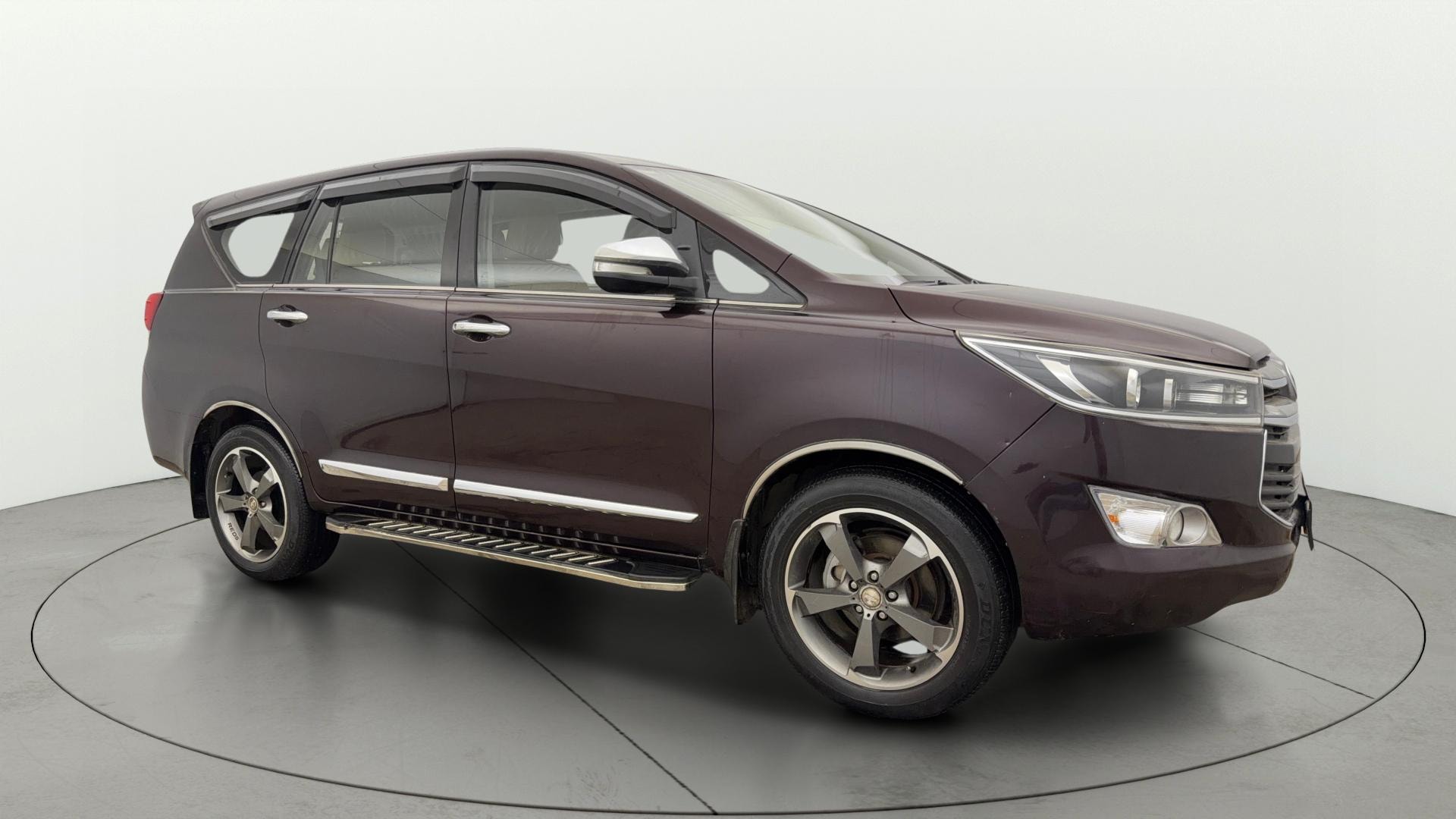 View 2016 Toyota Innova Crysta 2.7 ZX AT 7-Seater BS IV Image 24 Used 2016 Toyota Innova Crysta 2.7 ZX AT 7-Seater BS IV Image 24