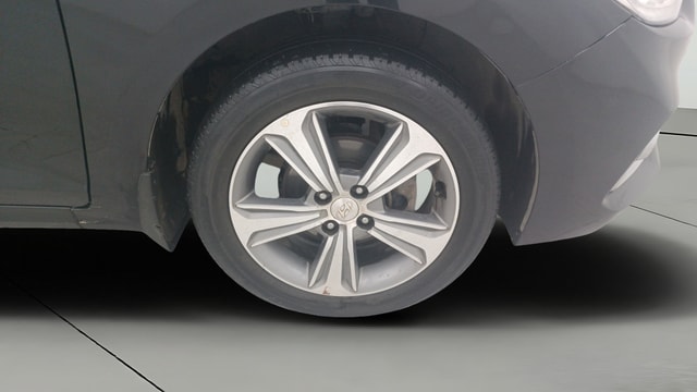 View Hyundai Verna Image 44 Used Hyundai Verna Image 44