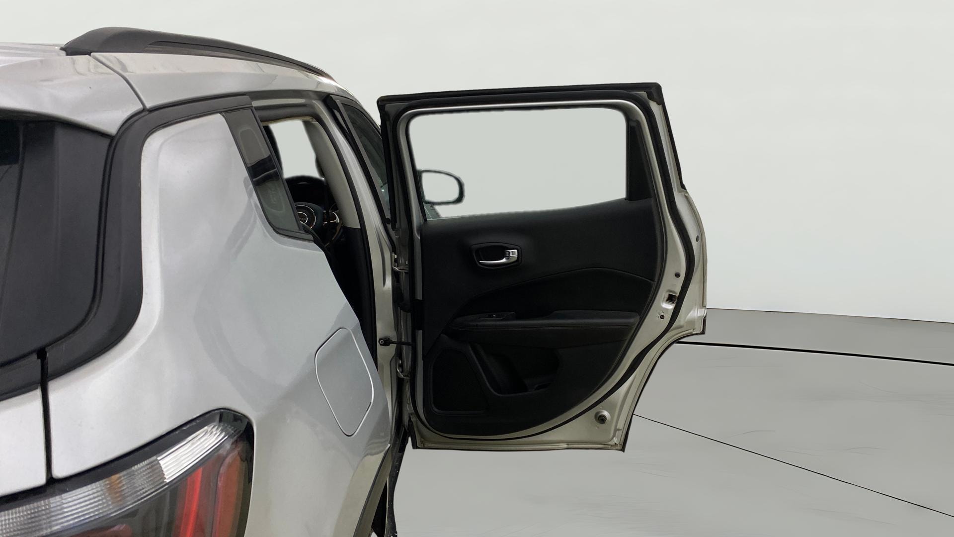 View 2020 Jeep Compass Sport Plus Diesel BS IV Image 7 Used 2020 Jeep Compass Sport Plus Diesel BS IV Image 7