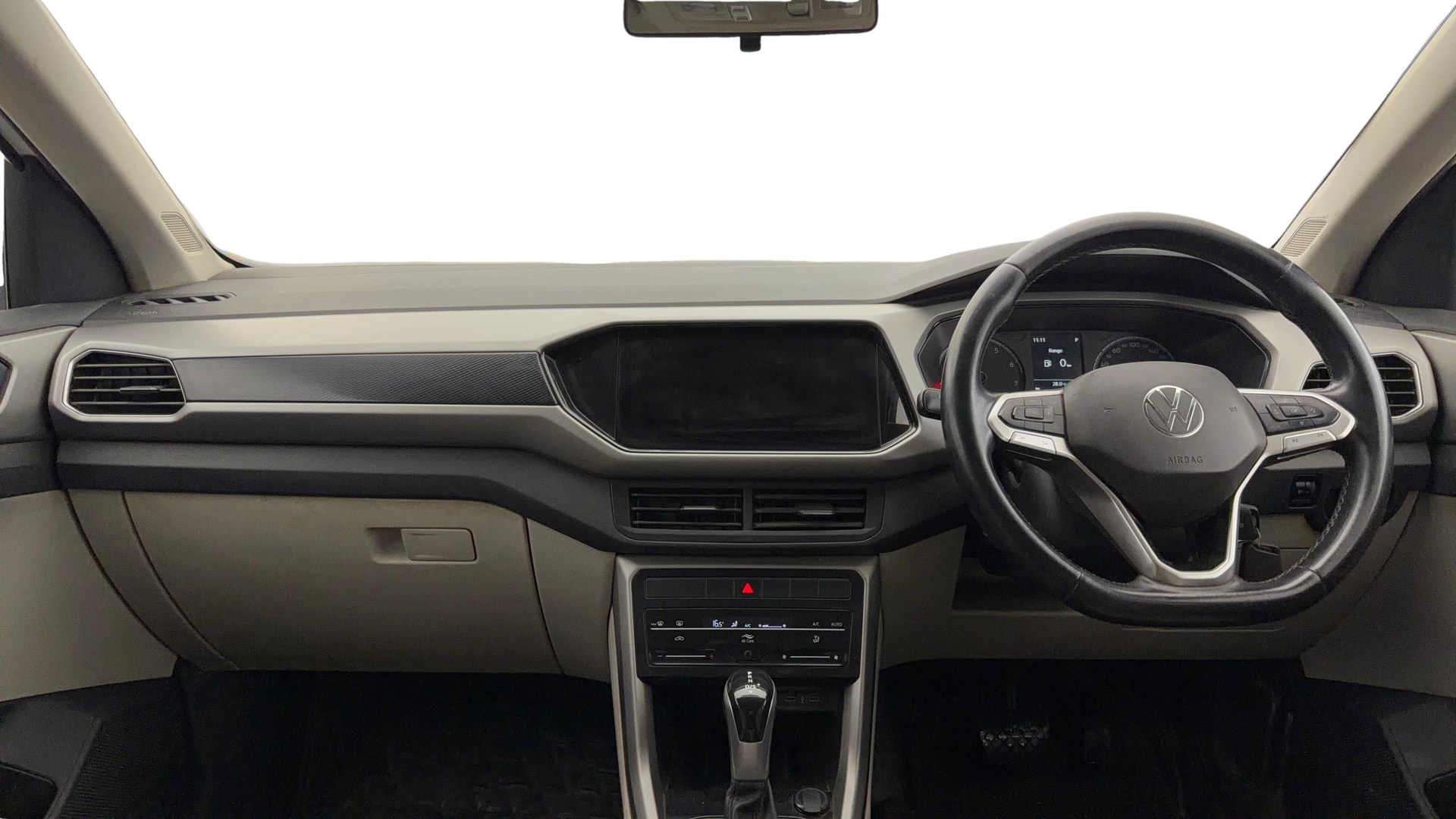View 2022 Volkswagen Taigun 1.0 TSI Highline AT Image 16 Used 2022 Volkswagen Taigun 1.0 TSI Highline AT Image 16