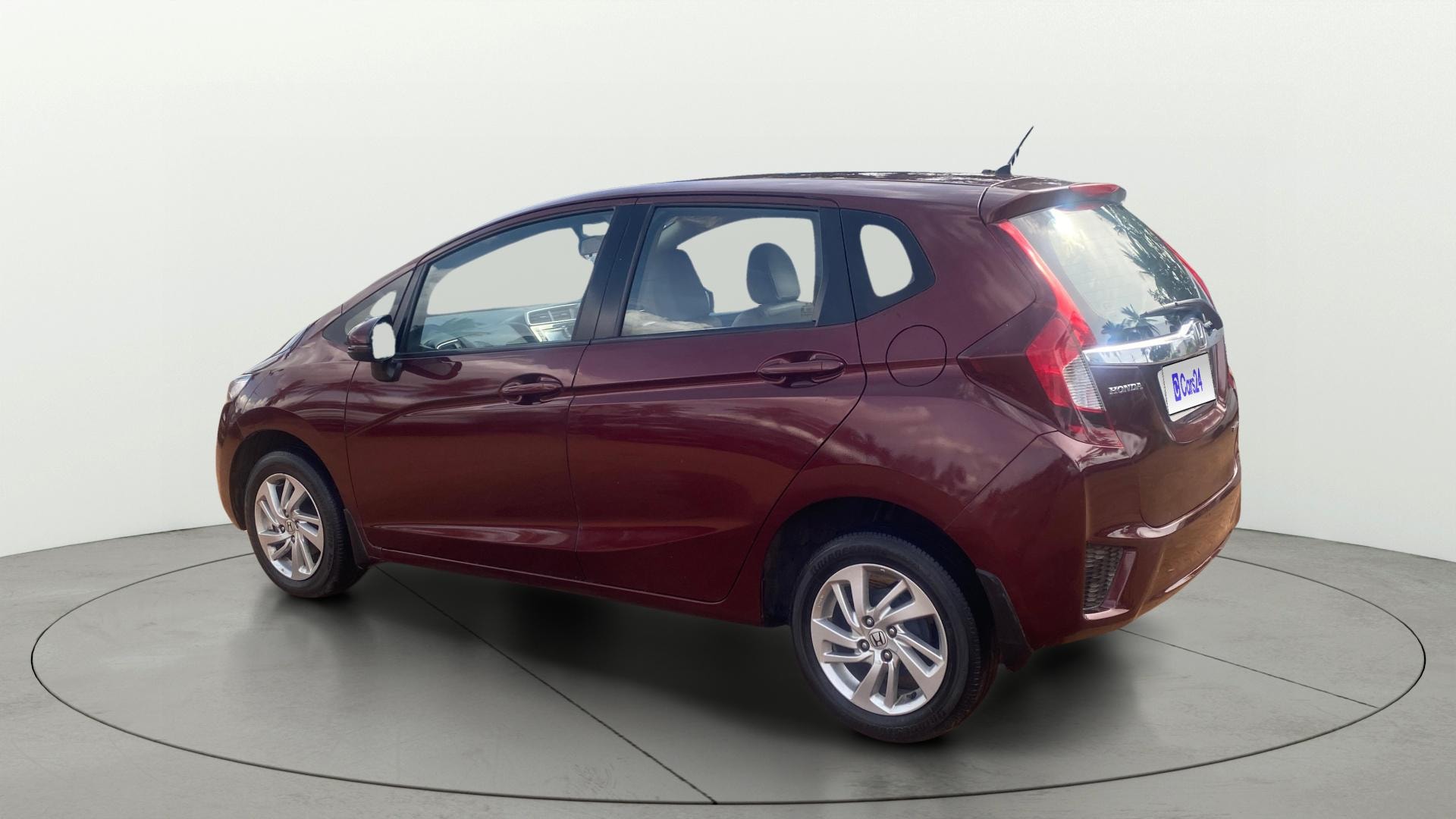 View 2017 Honda Jazz E MT Diesel Image 2 Used 2017 Honda Jazz E MT Diesel Image 2