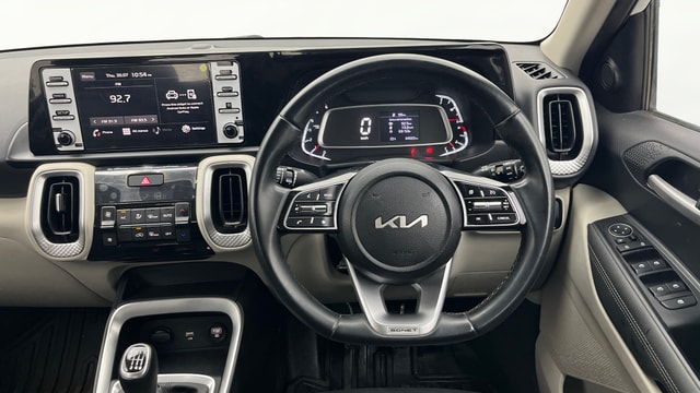 View Kia Sonet Image 13 Used Kia Sonet Image 13