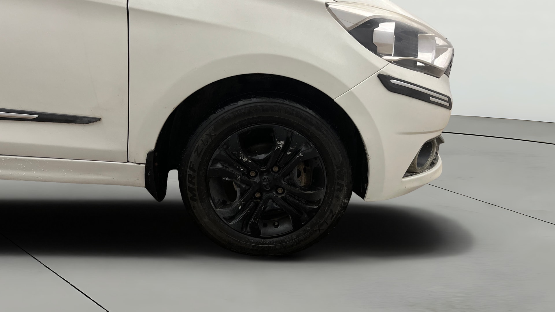 View 2019 Tata Tiago Revotorq XB Image 39 Used 2019 Tata Tiago Revotorq XB Image 39