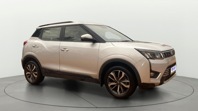 View Mahindra XUV300 Image 23 Used Mahindra XUV300 Image 23