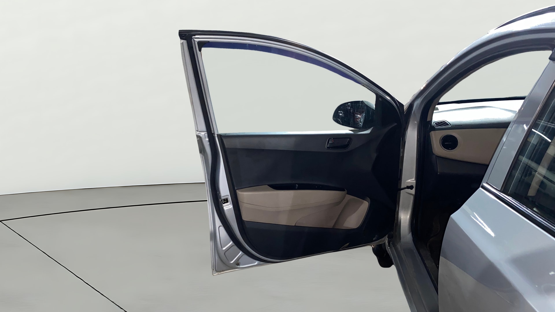 View 2019 Hyundai Grand i10 Magna 1.2 Kappa VTVT Image 31 Used 2019 Hyundai Grand i10 Magna 1.2 Kappa VTVT Image 31