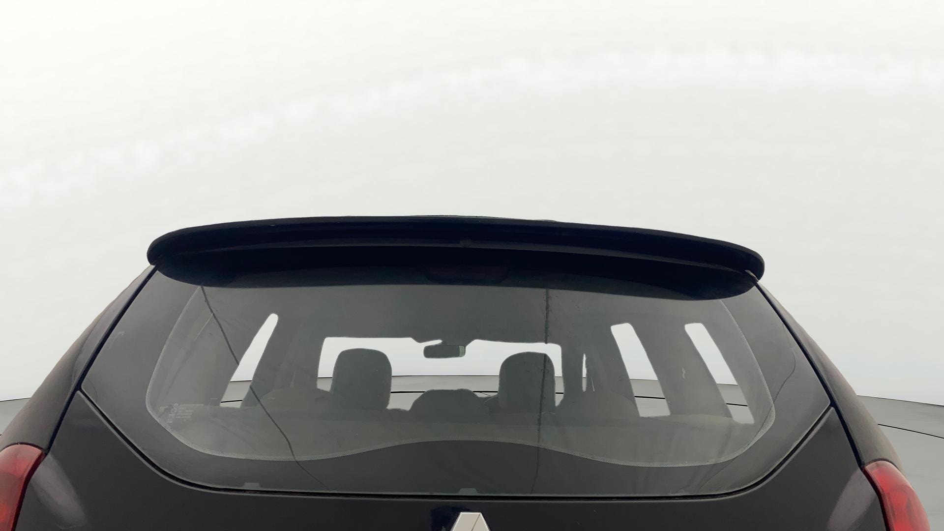 View 2015 Renault Duster Diesel 85PS RXE Image 3 Used 2015 Renault Duster Diesel 85PS RXE Image 3