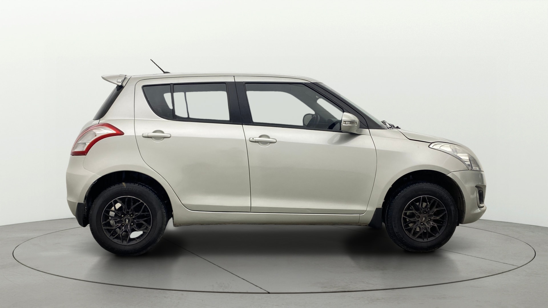 View 2017 Maruti Suzuki 1000 Base Variant Image 8 Used 2017 Maruti Suzuki 1000 Base Variant Image 8