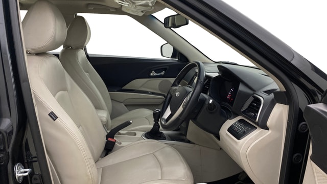 View Mahindra XUV300 Image 18 Used Mahindra XUV300 Image 18