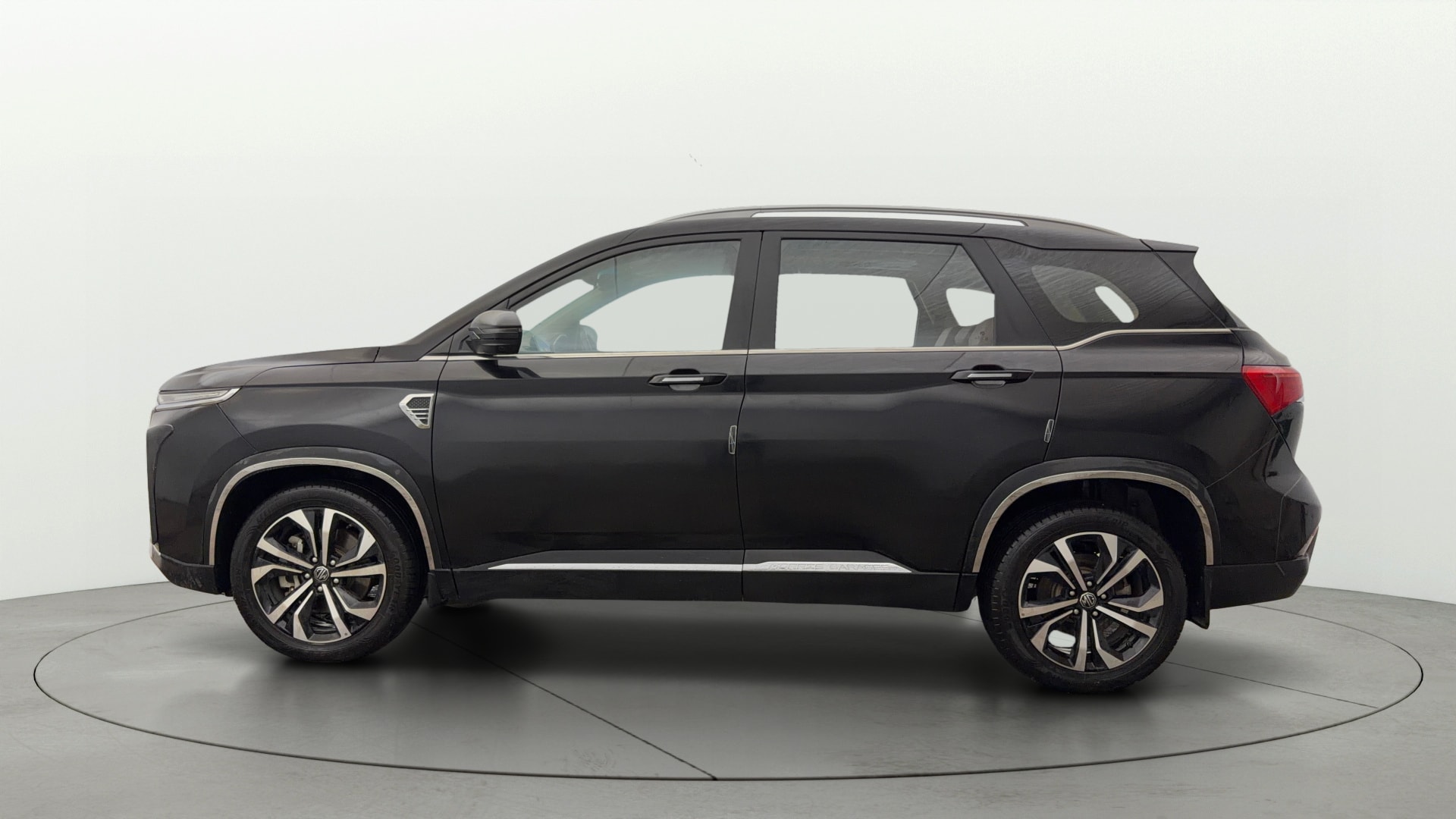 View 2024 MG Hector Plus Savvy Pro 7 Seater CVT Petrol Image 28 Used 2024 MG Hector Plus Savvy Pro 7 Seater CVT Petrol Image 28