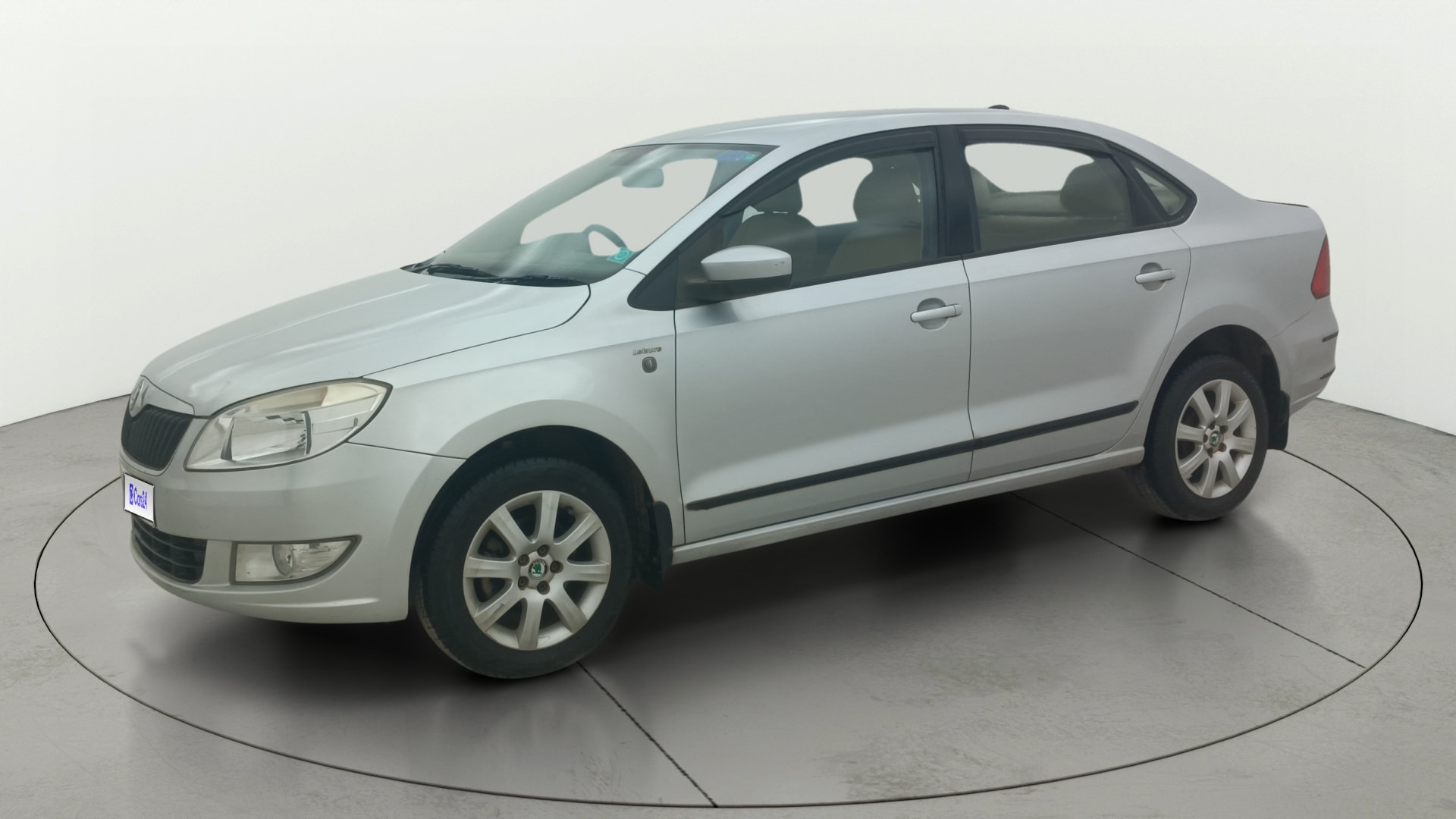 View 2013 Skoda Rapid 1.6 MPI Ambition Petrol BS IV Image 35 Used 2013 Skoda Rapid 1.6 MPI Ambition Petrol BS IV Image 35