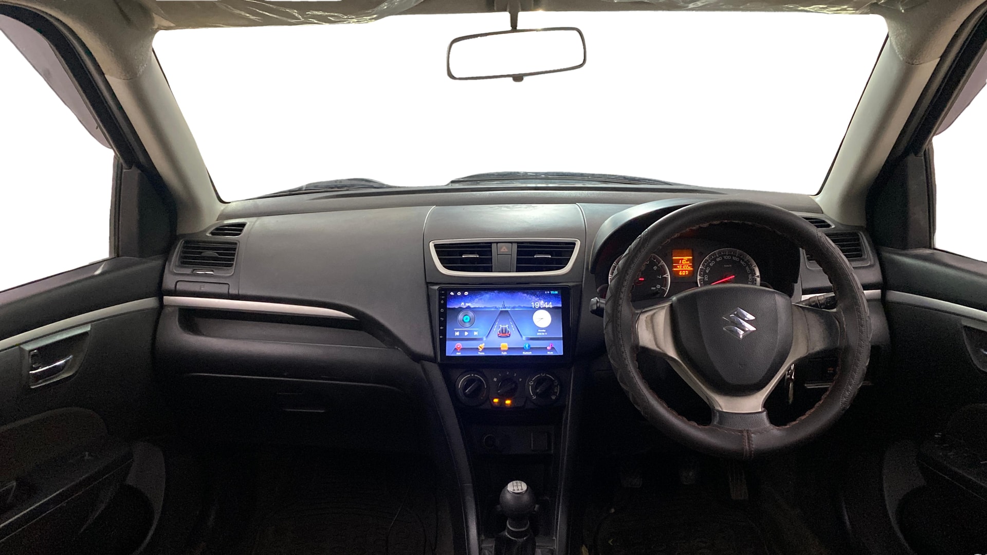 View 2015 Maruti Suzuki 1000 Base Variant Image 15 Used 2015 Maruti Suzuki 1000 Base Variant Image 15