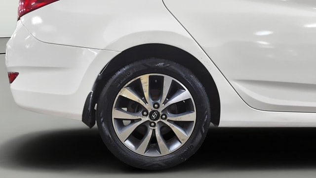View Hyundai Fluidic Verna Image 25 Used Hyundai Fluidic Verna Image 25