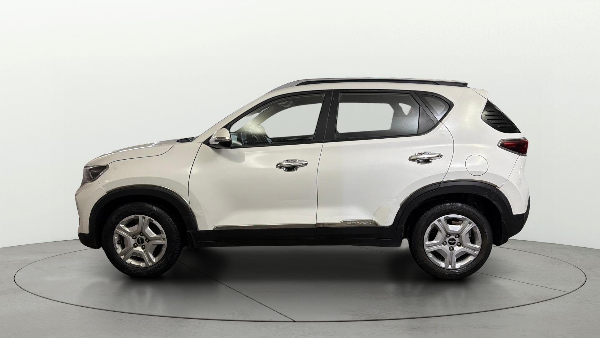 View 2022 Kia Sonet HTK Plus Petrol Image 25 Used 2022 Kia Sonet HTK Plus Petrol Image 25
